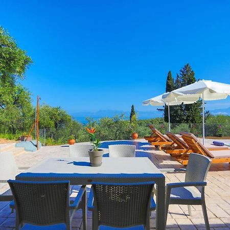 Villa Chrisdina Nymfai Exterior photo